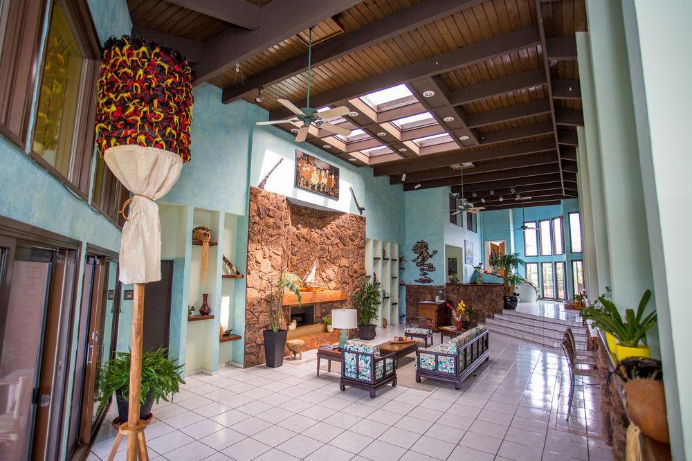 House Of Fountains Lahaina Exterior photo